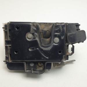 CERRADURA PUERTA DELANTERA DERECHA 6N1837016E VOLKSWAGEN POLO BERLINA (6N2) Autodesguaces Alicante