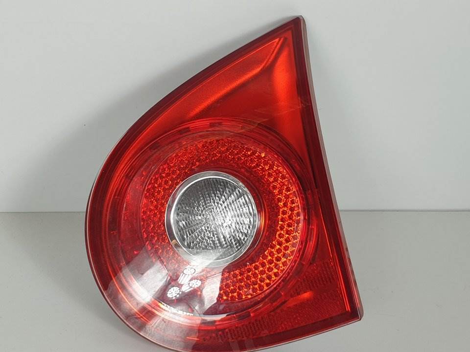 Feu intérieur arrière droit - 1K6945094G - VOLKSWAGEN - GOLF V BERLINA (1K1)