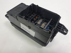 CAJA RELES / FUSIBLES 690661404 MINI CABRIO (R52) Autodesguaces Alicante