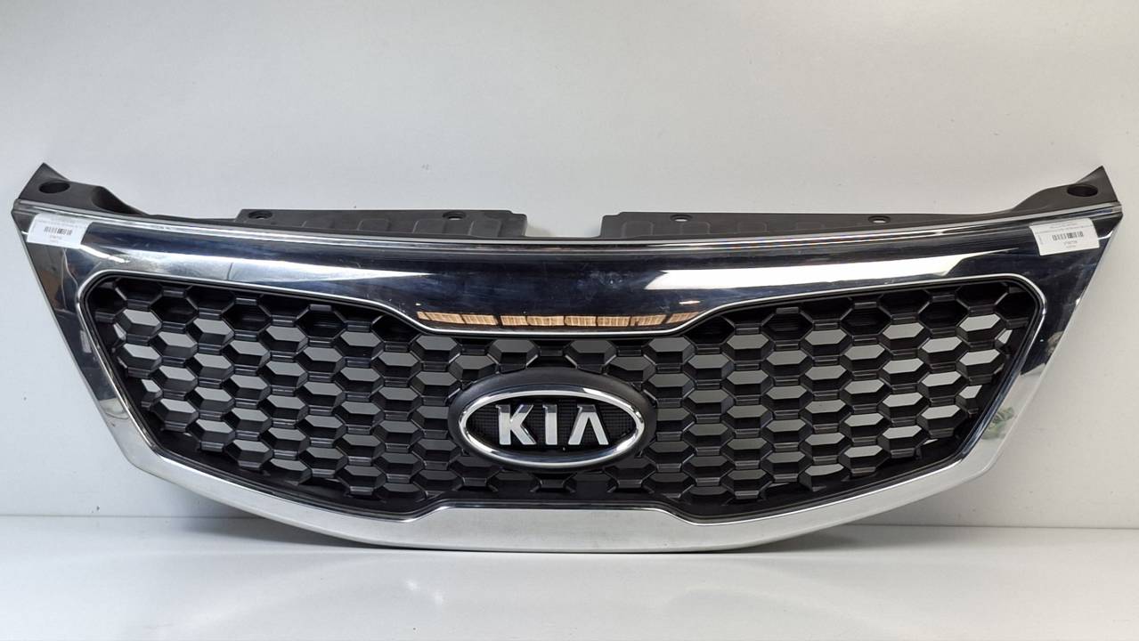 REJILLA DELANTERA 863502P000 KIA SORENTO Autodesguaces Alicante