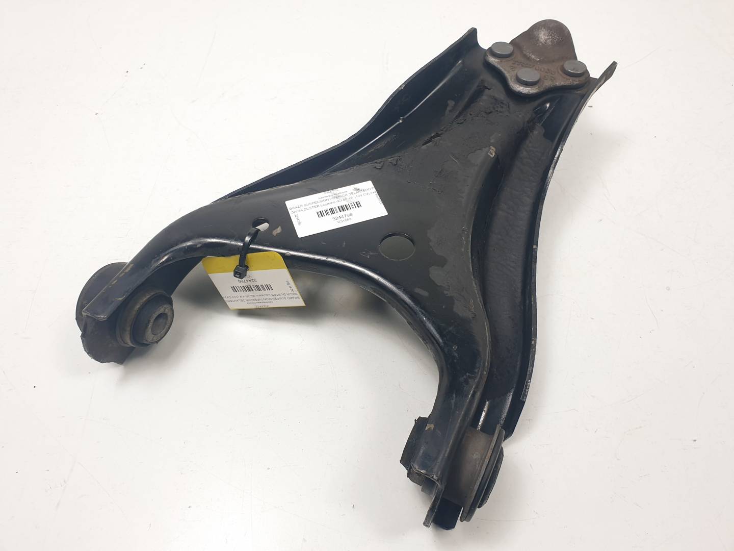 BRAZO SUSPENSION INFERIOR DELANTERO DERECHO - 374601A - DACIA - DUSTER