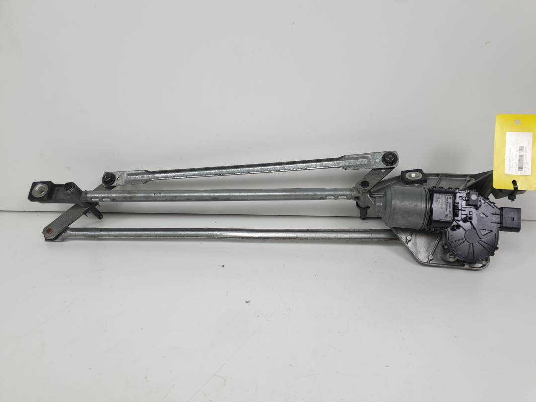MOTOR LIMPIA DELANTERO - 8V4117084AD - FORD - KUGA (CBV)