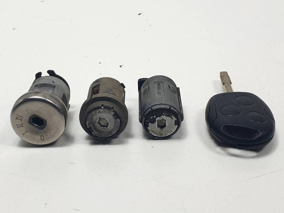 ANTIRROBO Q68BA FORD FOCUS BERLINA (CAK) Autodesguaces Alicante