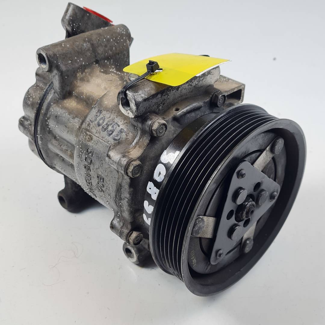COMPRESOR AIRE ACONDICIONADO - 8200365787 - RENAULT - MODUS