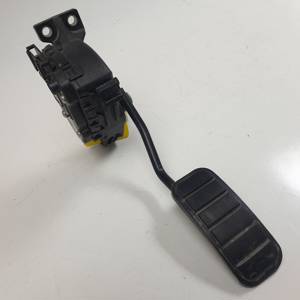 POTENCIOMETRO PEDAL 8200724059 RENAULT MASTER II COMBI Autodesguaces Alicante