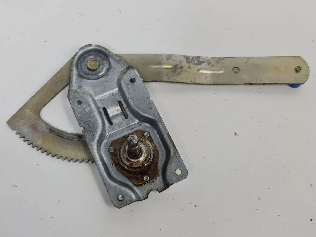 ELEVALUNAS TRASERO DERECHO - 95ABA27000AA - FORD - ESCORT BERLINA/TURNIER