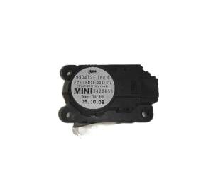 MOTOR APERTURA TRAMPILLAS CLIMATIZADOR 990432F MINI MINI (R56) Autodesguaces Alicante