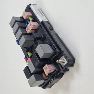 CAJA RELES / FUSIBLES 96427973 CHEVROLET MATIZ (M200) Autodesguaces Alicante