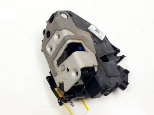 CERRADURA PUERTA TRASERA IZQUIERDA BM5AA26413BB FORD FOCUS LIM. (CB8) Autodesguaces Alicante