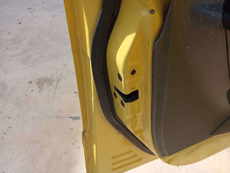 CERRADURA PUERTA DELANTERA IZQUIERDA