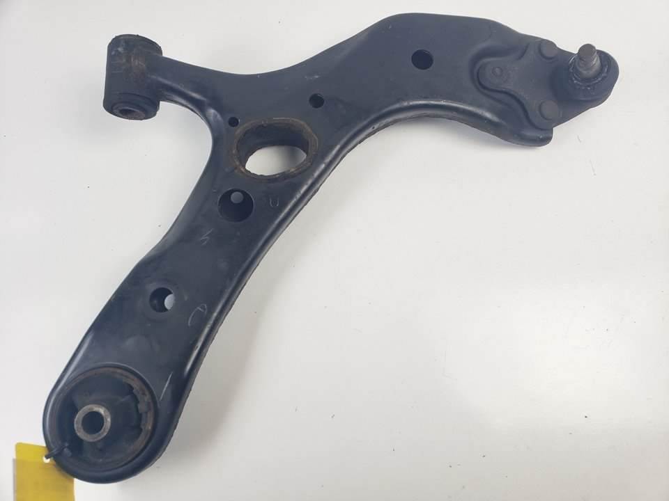 BRAZO SUSPENSION INFERIOR DELANTERO DERECHO - TOYOTA - RAV 4 (A4)