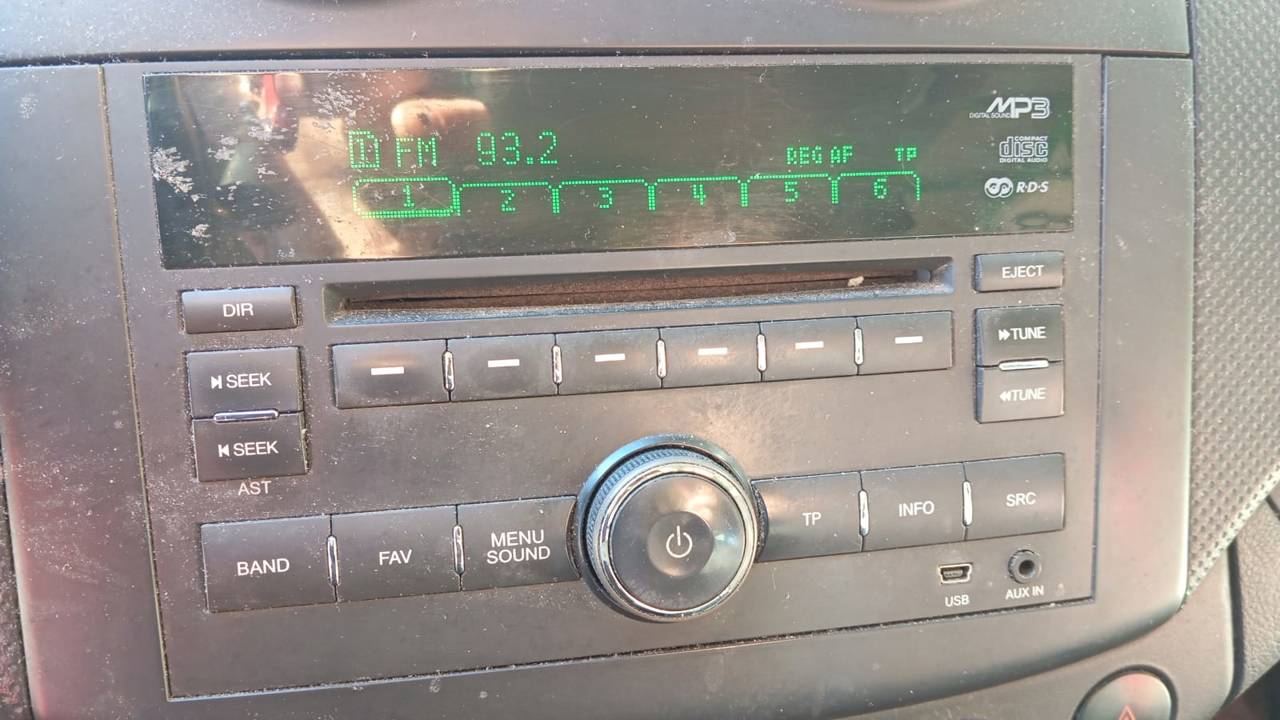 SISTEMA AUDIO / RADIO CD