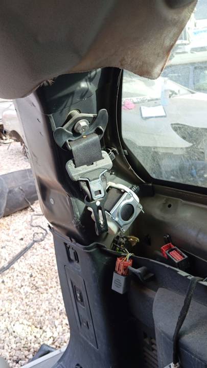 CINTURON SEGURIDAD TRASERO IZQUIERDO