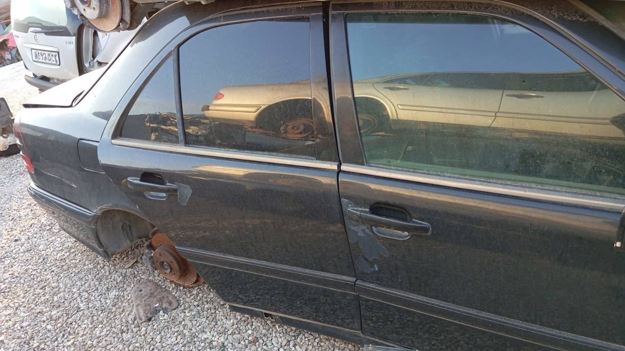 CERRADURA PUERTA TRASERA DERECHA