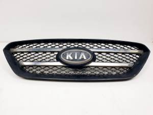 REJILLA DELANTERA 8638010000 KIA CARENS (UN) Autodesguaces Alicante