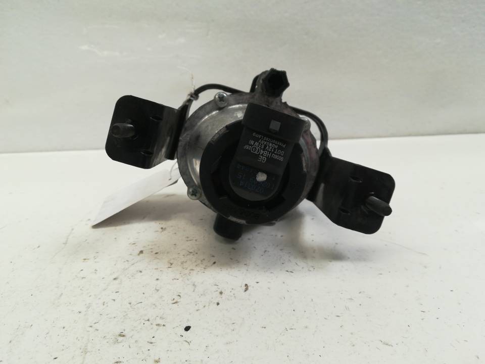 FARO ANTINIEBLA DERECHO