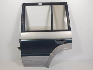 PUERTA TRASERA IZQUIERDA MITSUBISHI MONTERO (V20/V40) Autodesguaces Alicante