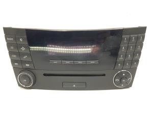SISTEMA AUDIO / RADIO CD A2118701289 MERCEDES CLASE E (W211) FAMILIAR Autodesguaces Alicante