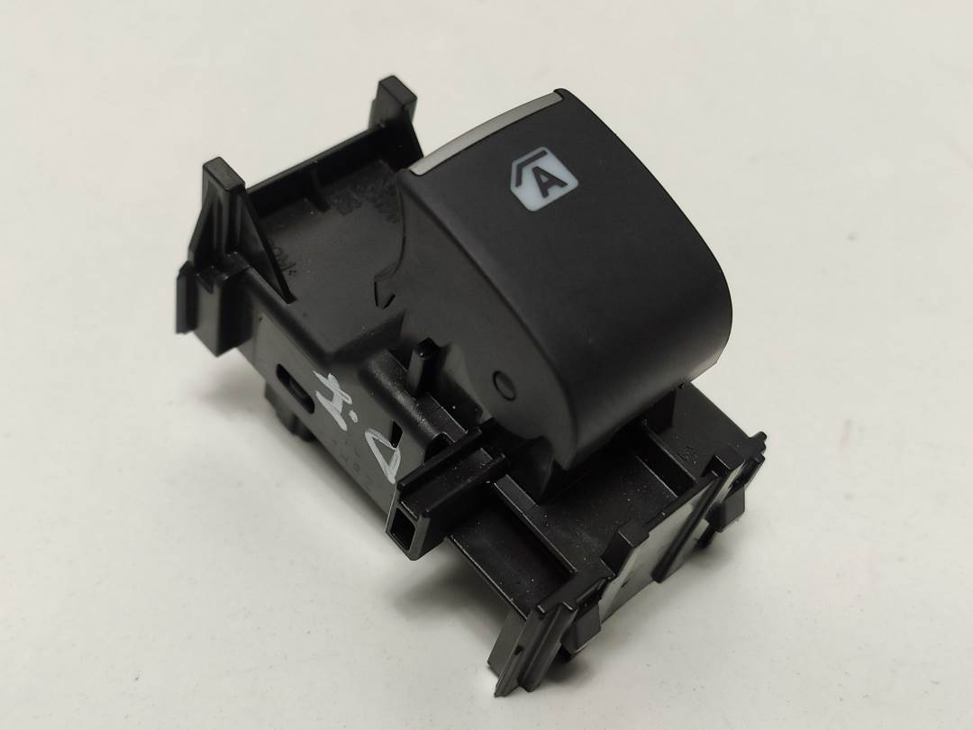 MANDO ELEVALUNAS DELANTERO DERECHO - 193170CZA - TOYOTA - C-HR