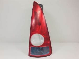 PILOTO TRASERO DERECHO 8200027152 RENAULT ESPACE IV (JK0) Autodesguaces Alicante