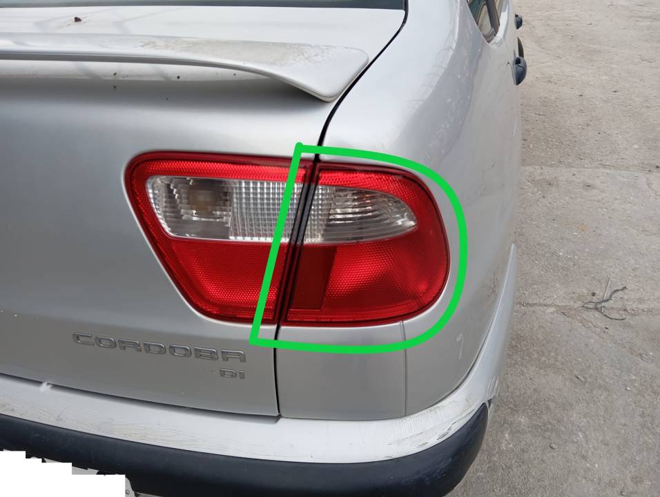 PILOTO TRASERO DERECHO