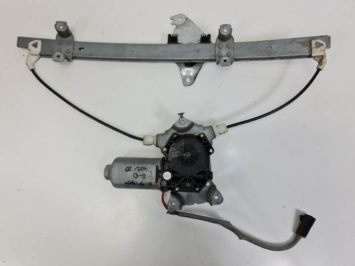 ELEVALUNAS DELANTERO DERECHO 112440 NISSAN PRIMERA BERLINA (P11) Autodesguaces Alicante