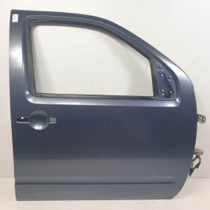 PUERTA DELANTERA DERECHA NISSAN PATHFINDER (R51) Autodesguaces Alicante