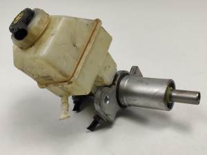 BOMBA FRENO 320671991 BMW X3 (E83) Autodesguaces Alicante