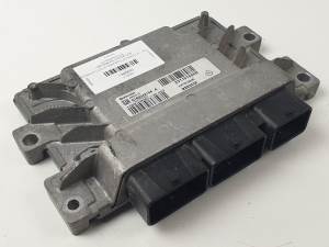 CENTRALITA MOTOR UCE S180042156A RENAULT CLIO III Autodesguaces Alicante