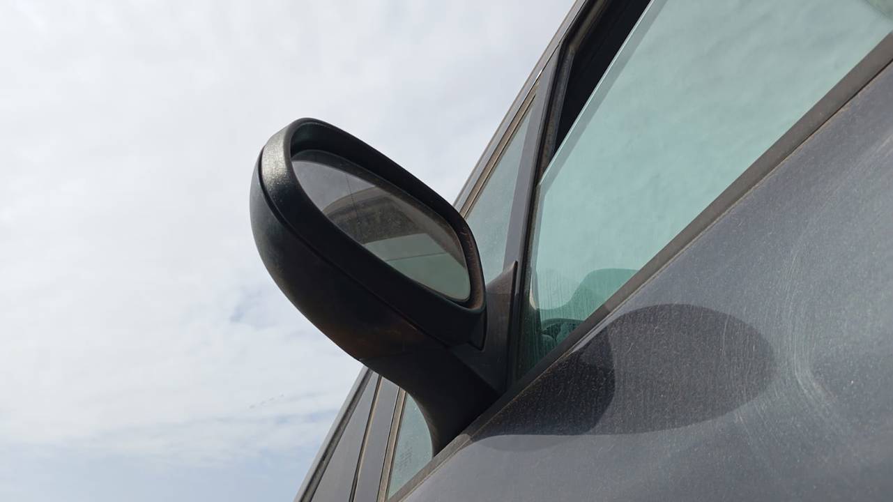RETROVISOR IZQUIERDO