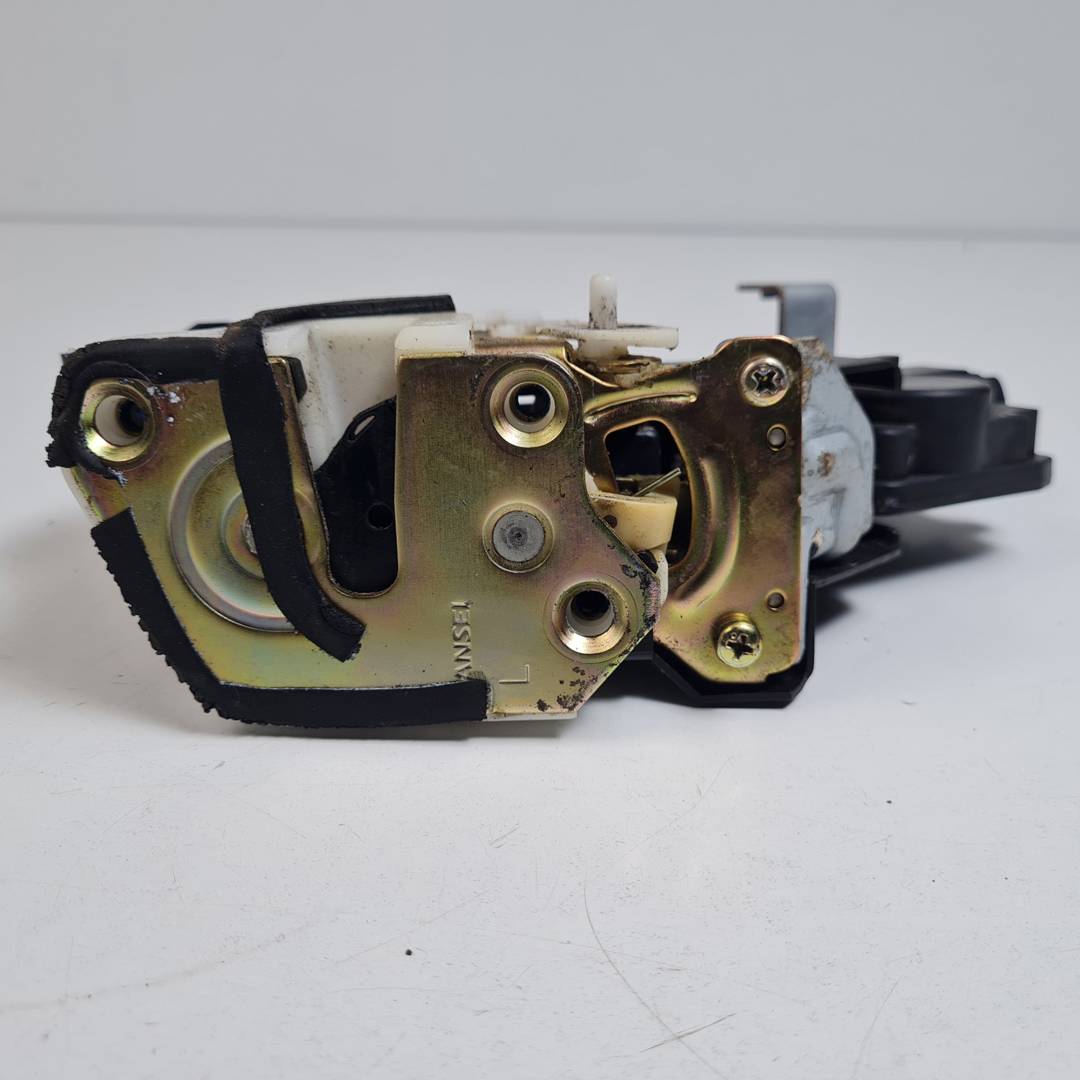 CERRADURA PUERTA TRASERA IZQUIERDA - MR349287 - MITSUBISHI - MONTERO (V60/V70)