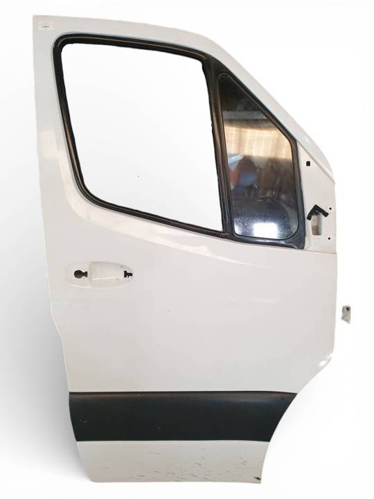 PUERTA DELANTERA DERECHA MERCEDES SPRINTER III (W910) Autodesguaces Alicante