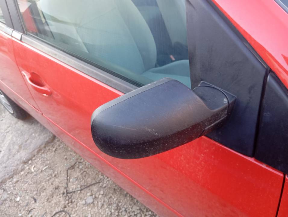 RETROVISOR DERECHO