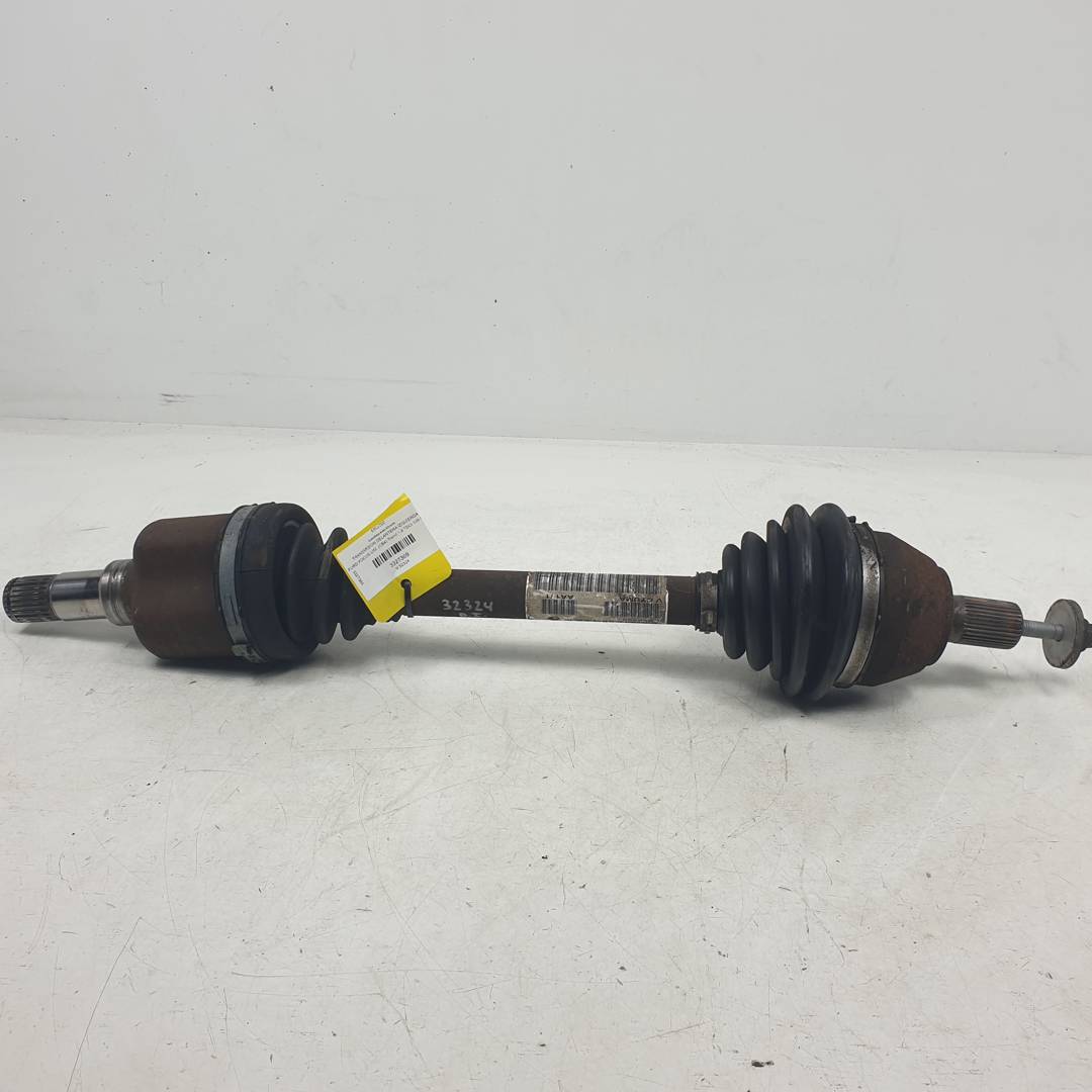 TRANSMISION DELANTERA IZQUIERDA - 3M513B437DAF - FORD - FOCUS LIM. (CB4)