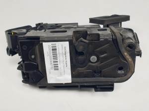 CERRADURA PUERTA DELANTERA DERECHA 5TB837016A VOLKSWAGEN POLO (AW) Autodesguaces Alicante