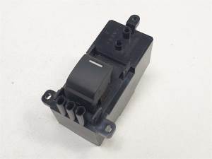 MANDO ELEVALUNAS TRASERO IZQUIERDO 35780T7SG01 HONDA HR-V (..) Autodesguaces Alicante