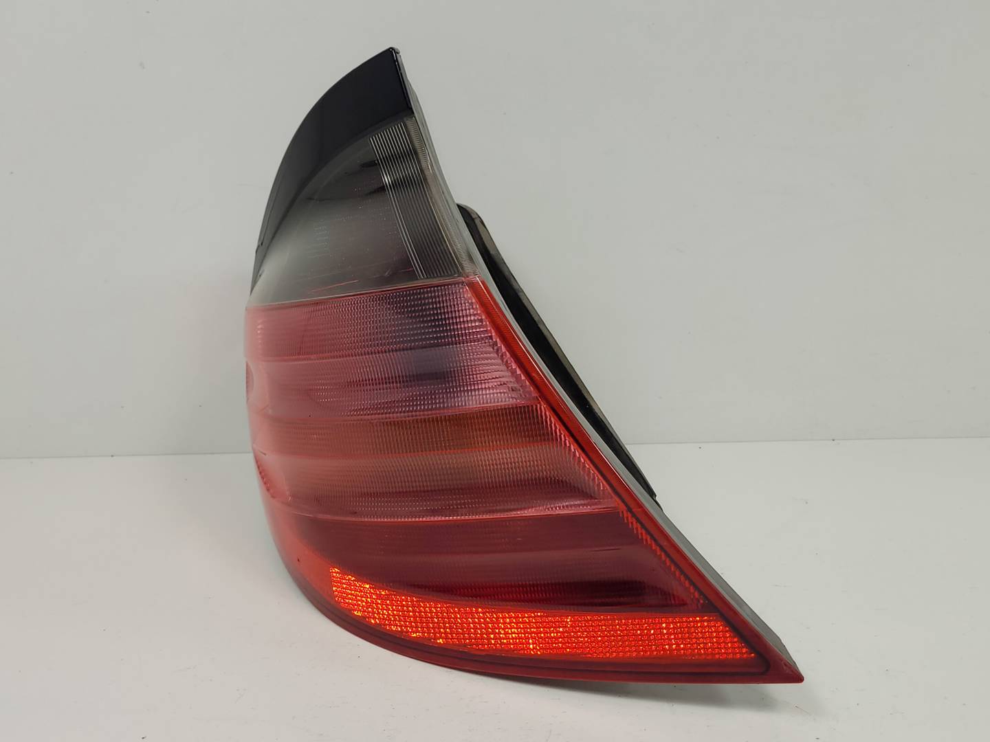 PILOTO TRASERO IZQUIERDO - A2038200564 - MERCEDES - CLASE C (W203) SPORTCOUPE
