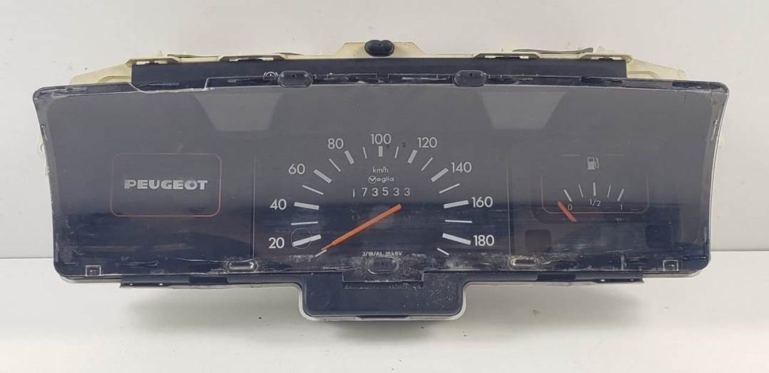 Combiné d’instruments - PEUGEOT - 205 BERLINA