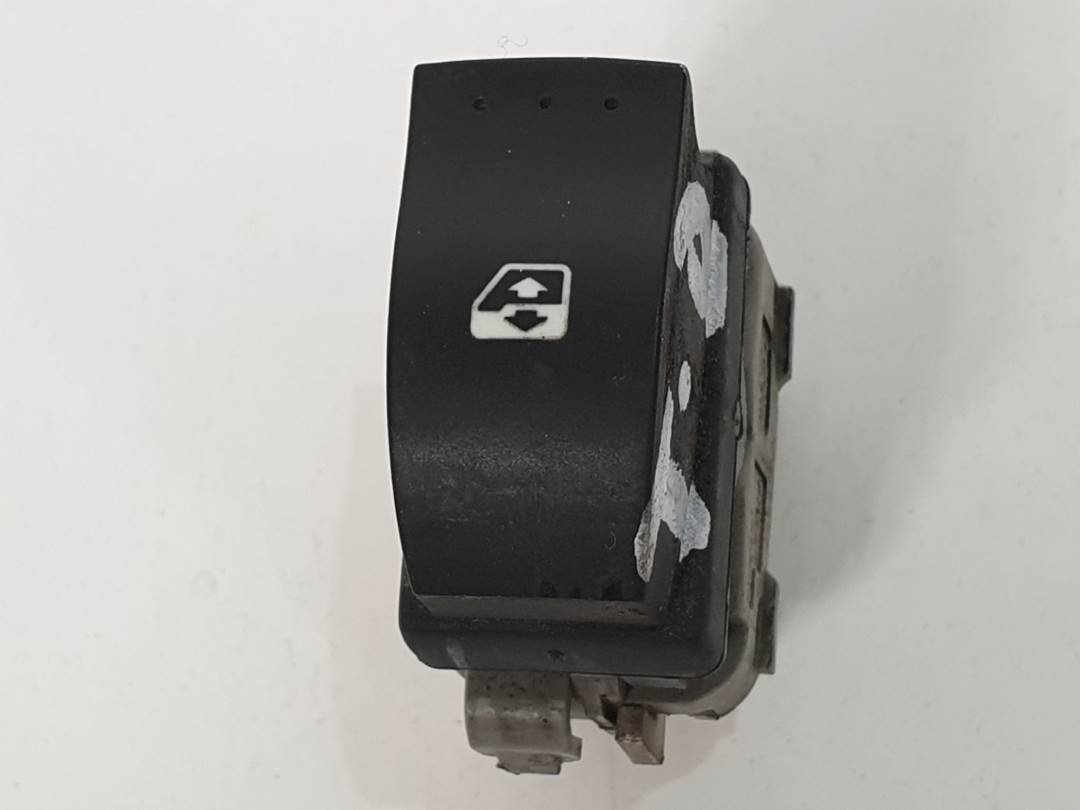 MANDO ELEVALUNAS TRASERO DERECHO - 1082748 - RENAULT - MEGANE II BERLINA 5P