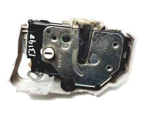 CERRADURA PUERTA TRASERA DERECHA 151931420 FIAT BRAVO (198) Autodesguaces Alicante