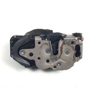 CERRADURA PUERTA TRASERA IZQUIERDA 3023881 OPEL INSIGNIA SPORTS TOURER Autodesguaces Alicante