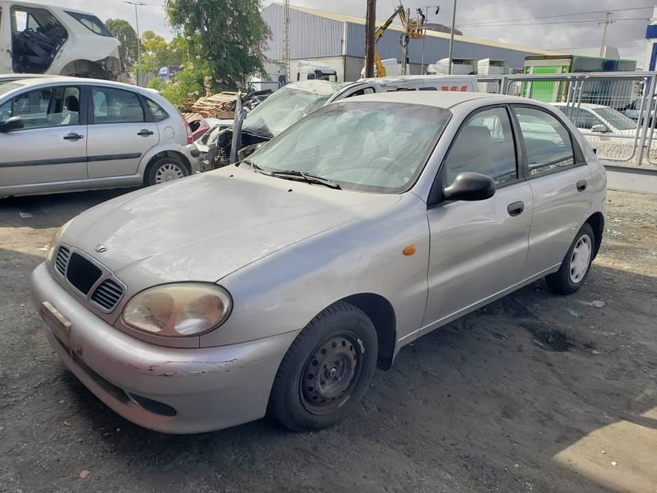 DAEWOO LANOS (1997 - 2004)