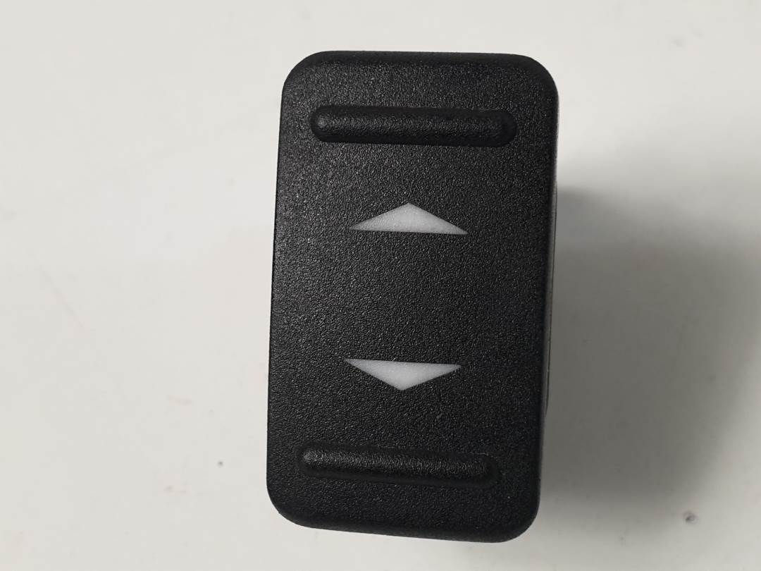 MANDO ELEVALUNAS DELANTERO DERECHO - 6M2T14529AD - FORD - MONDEO BER. (CA2)
