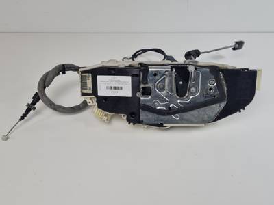 CERRADURA PUERTA TRASERA DERECHA A2217308035 MERCEDES CLASE S (W221) BERLINA Autodesguaces Alicante