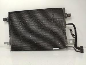 CONDENSADOR / RADIADOR AIRE ACONDICIONADO 3B0260401 VOLKSWAGEN PASSAT BERLINA (3B3) Autodesguaces Alicante