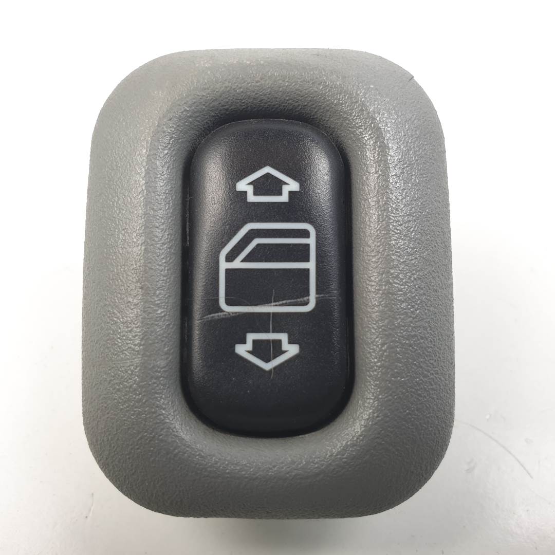 MANDO ELEVALUNAS TRASERO DERECHO - MERCEDES - CLASE C (W202) FAMILIAR