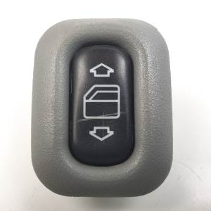 MANDO ELEVALUNAS TRASERO DERECHO MERCEDES CLASE C (W202) FAMILIAR Autodesguaces Alicante