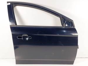 PUERTA DELANTERA DERECHA FORD MONDEO BER. (CA2) Autodesguaces Alicante