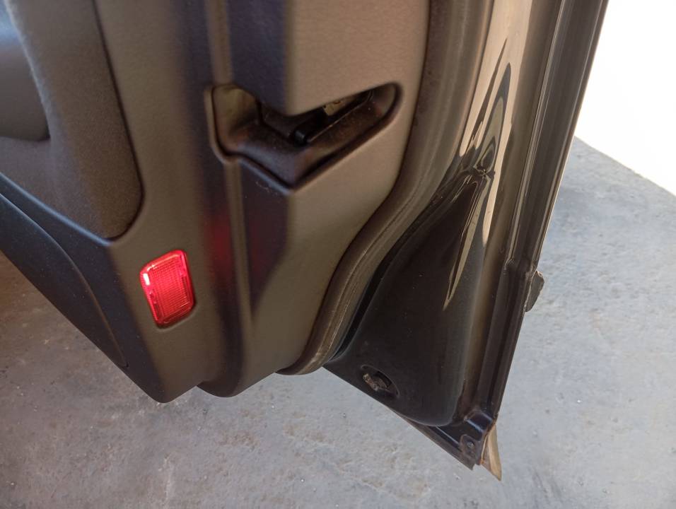 CERRADURA PUERTA DELANTERA DERECHA