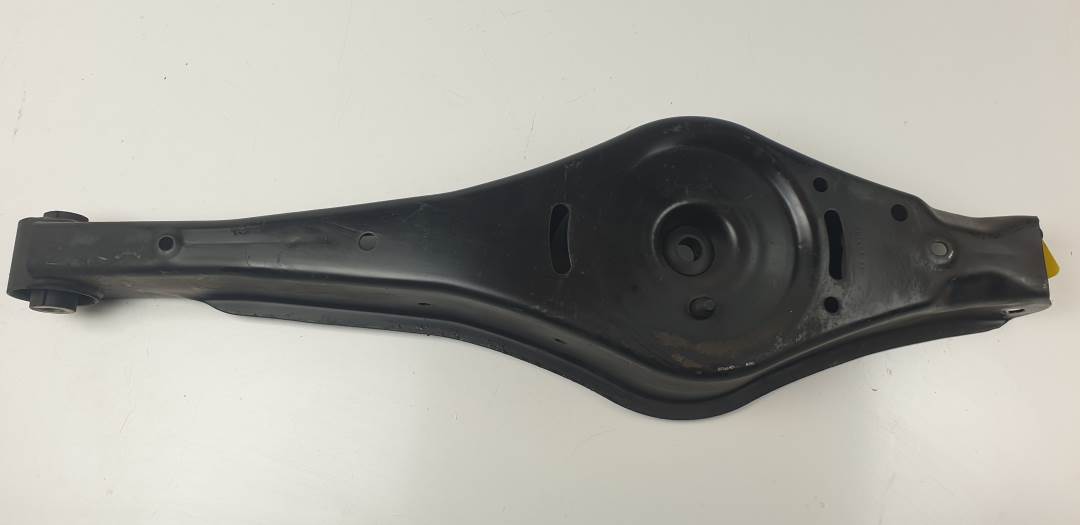 BRAZO SUSPENSION INFERIOR TRASERO IZQUIERDO - 1K0505374 - SEAT - LEON (1P1)